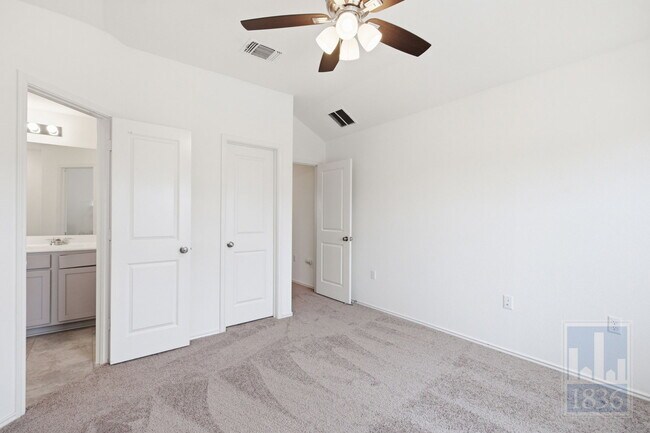 Building Photo - 15213 Spruce Frost Cv