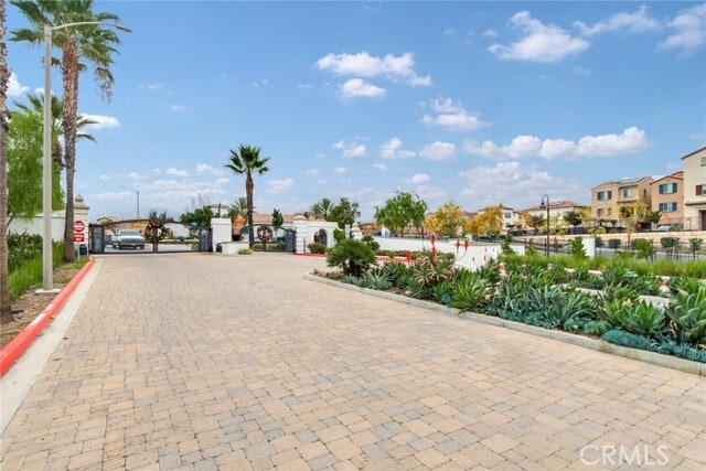 Building Photo - 893 Mango Ct