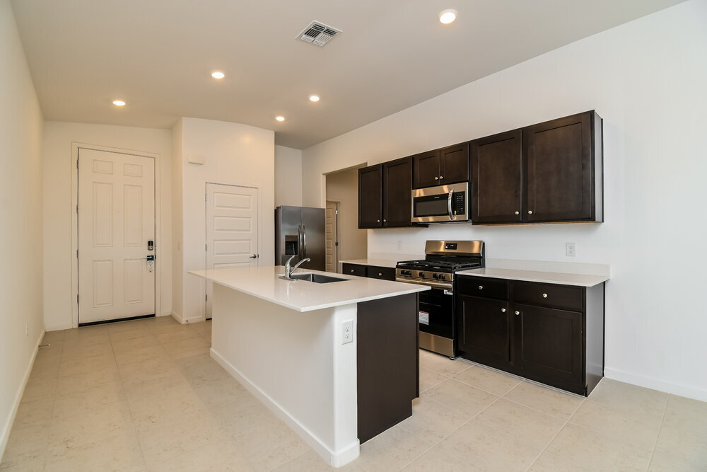 Building Photo - 10336 W Harper St