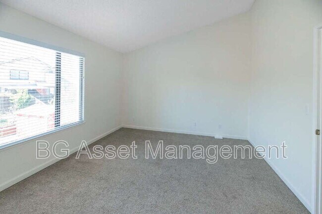 Building Photo - 238 Cinnabar Way