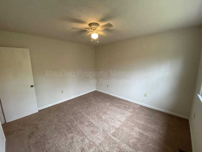 Building Photo - 8442 Indiantown Rd