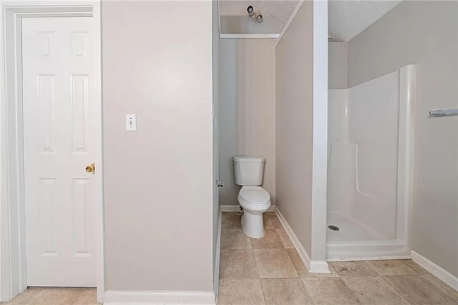 Building Photo - 2262 Dodson Dr