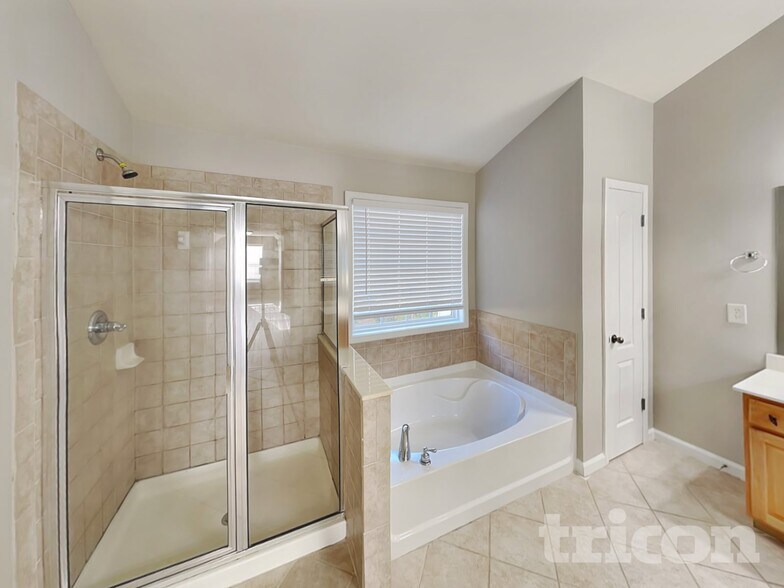 Building Photo - 1031 Buckhorn Blvd