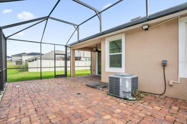 Building Photo - 2444 Varenna Loop