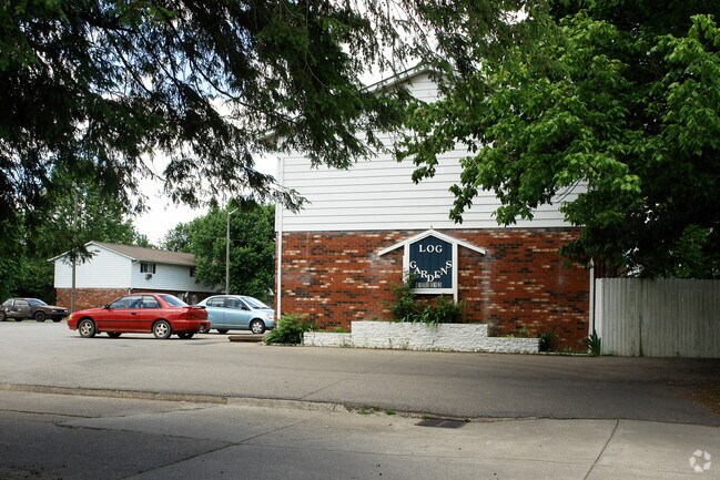Building Photo - Log Garden Apartments
