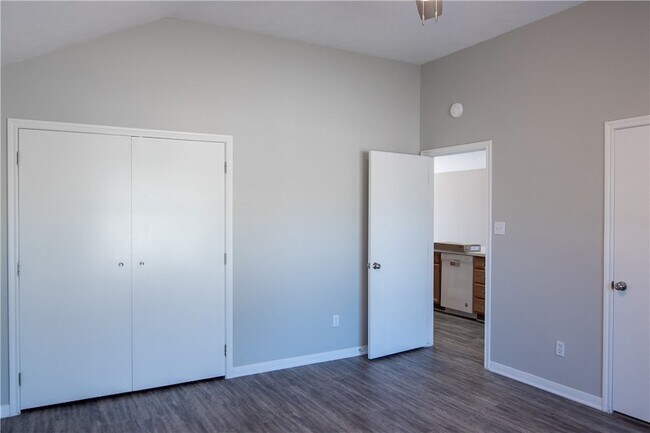 Building Photo - 3739 Marielene Cir