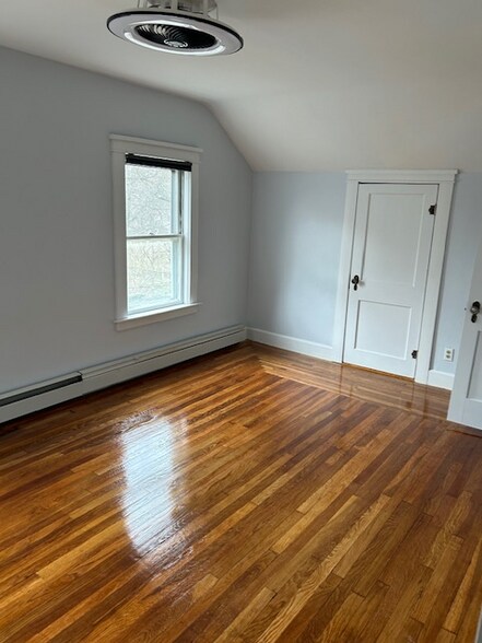 Building Photo - 67A Main Cir