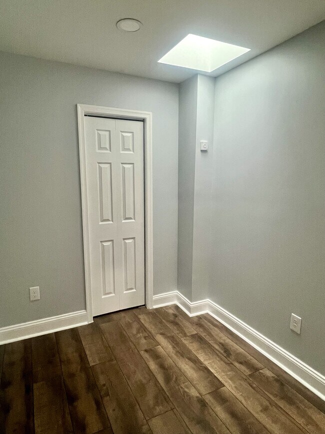 Building Photo - 2431 McElderry St