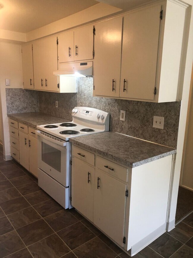 Building Photo - purvis02