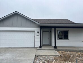 Building Photo - Brand New 3 Bed 2.5 Bath with double attached garage in Belgrade