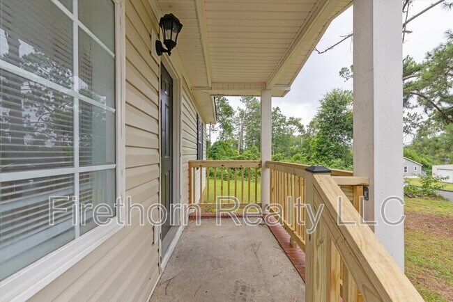 Building Photo - 2140 Veterans Dr