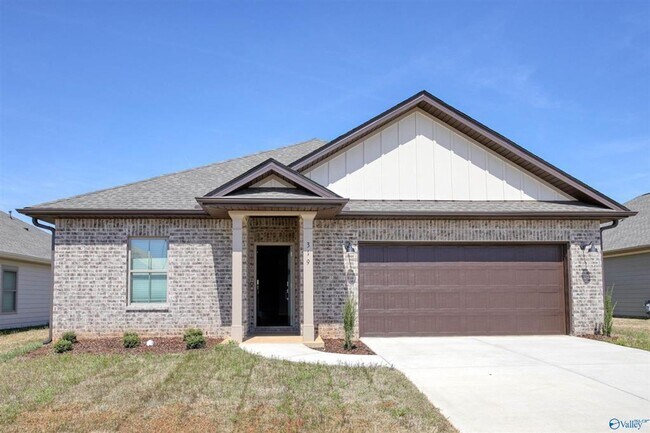 Building Photo - Coming Soon - Modern Living Meets Ultimate Convenience in St. Clair Place!