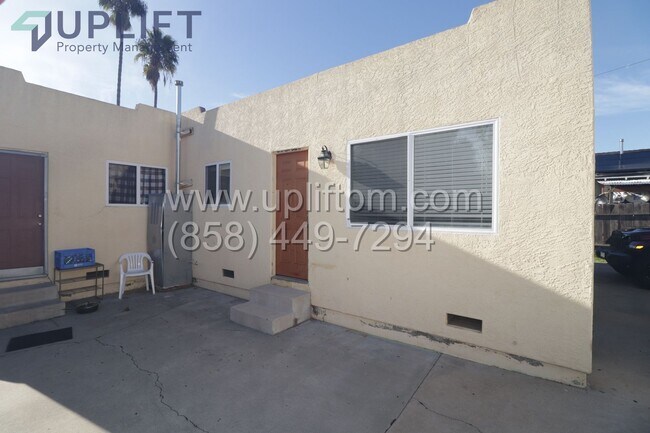 Building Photo - W 9th Ave (727-31)