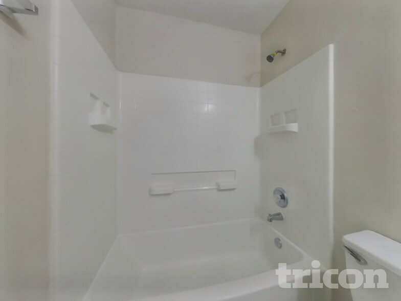 Building Photo - 16339 Noble Meadow Ln