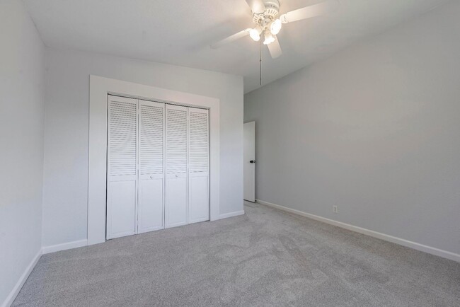 Building Photo - 2577 Gonzaga St