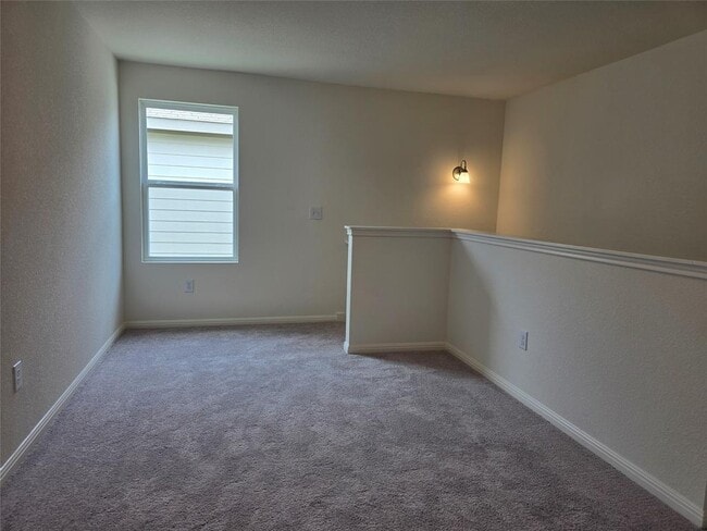 Building Photo - 145 Blazilmar Ln