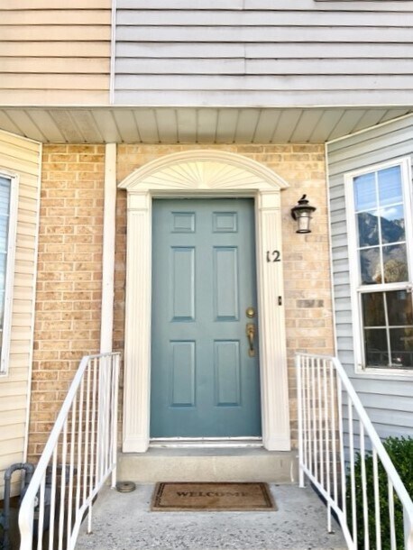 Building Photo - 565 N 300 E