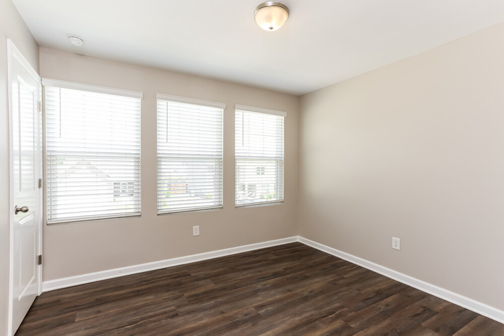 Building Photo - 3695 Place Dr