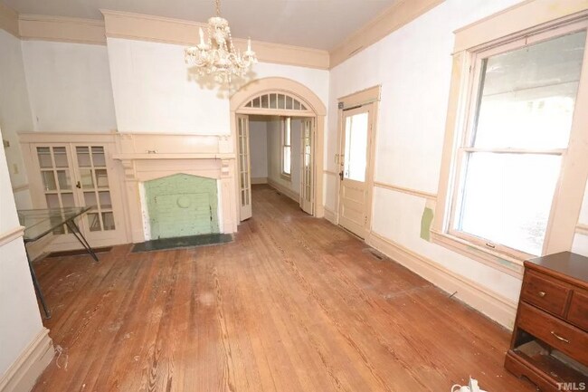 Building Photo - 316 Kingsbury St