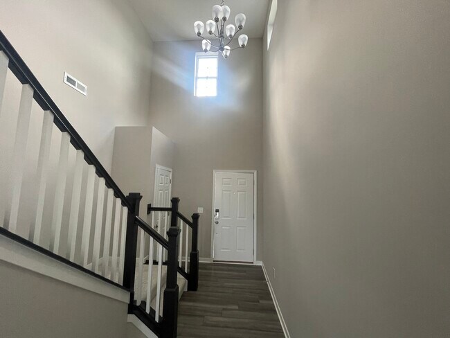 Building Photo - 7269 Cutler Dr