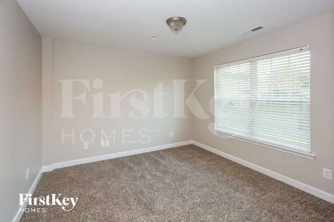 Building Photo - 8414 Dawson Ln