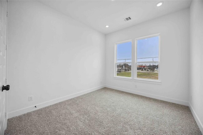 Building Photo - 8107 Calhoun Rd