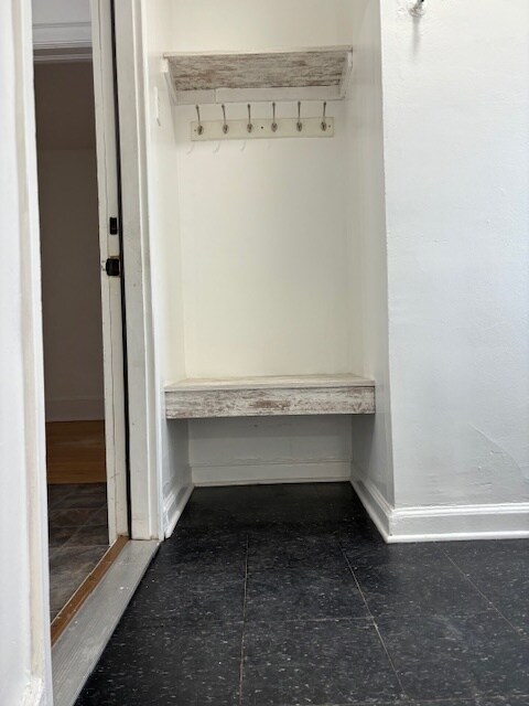 Building Photo - 3146 N Pierce St