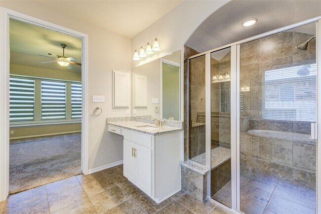 Building Photo - 29302 Wood Lily Dr