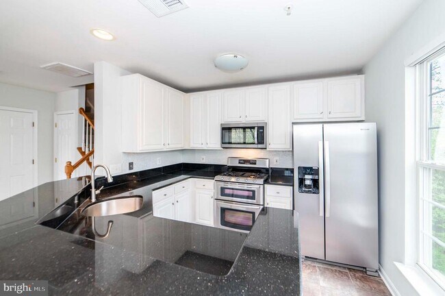 Building Photo - 12715 Fair Crest Ct