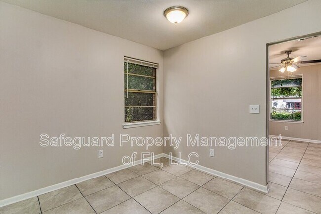 Building Photo - 1015 Winton Ave