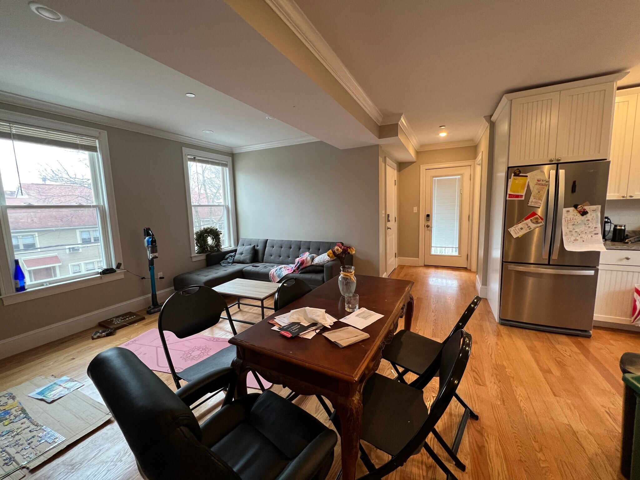 Building Photo - 222 River St