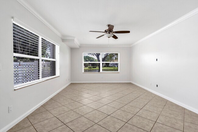 Building Photo - 8159 Andover Ct