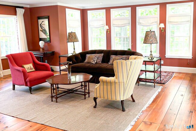 Building Photo - 85 Gellert Rd