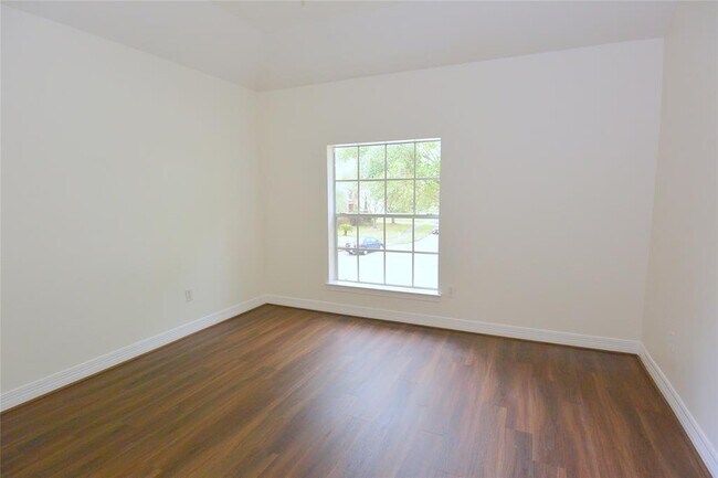 Building Photo - 5902 Indian Hills Ln
