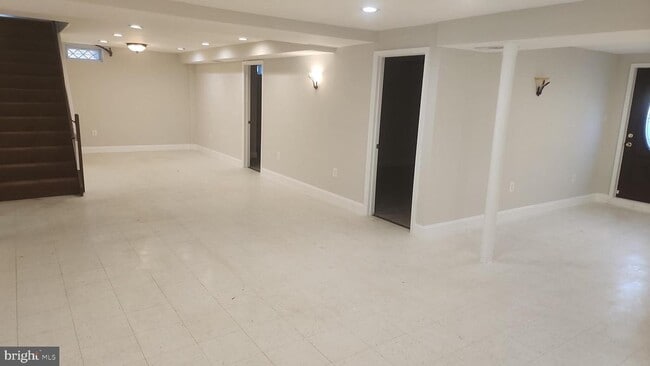Building Photo - 2528 Summerson Rd