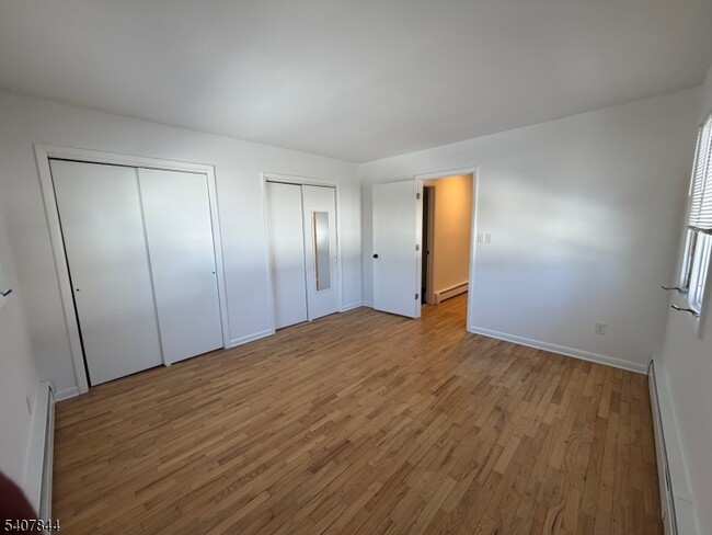 Building Photo - 155 Ledge-Landing Rd