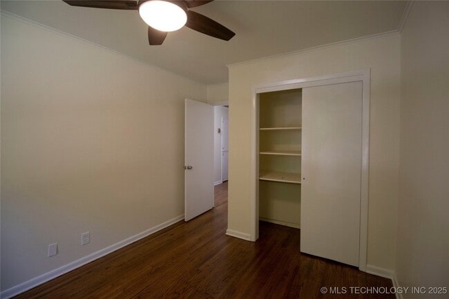 Building Photo - 5678 S Yorktown Pl