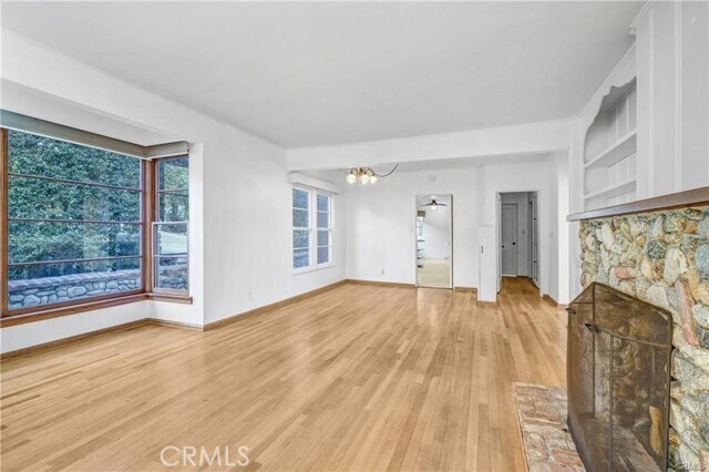 Building Photo - 2007 Glenneyre St