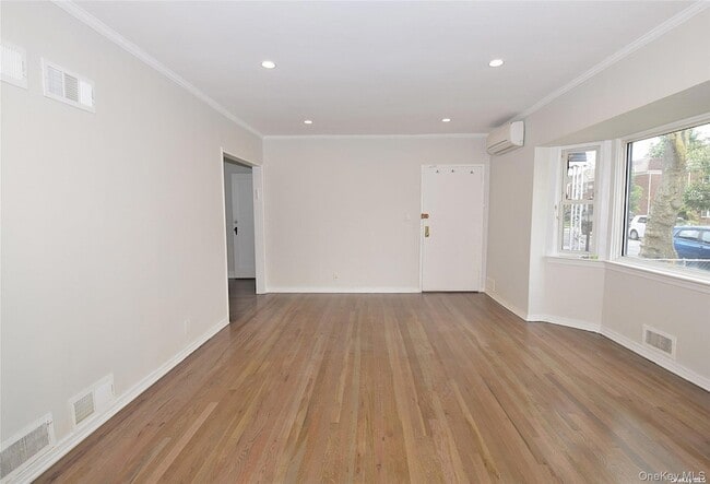 Building Photo - 75-03 197th St