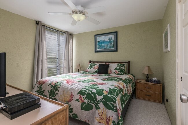 Building Photo - 1 Bedroom Furnished Condo on Alii Drive