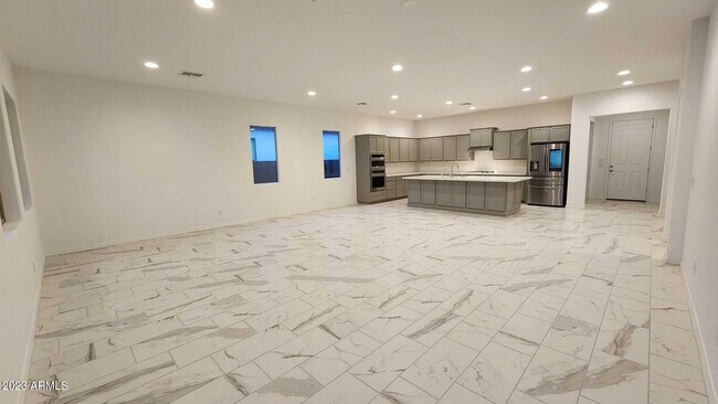 Building Photo - 14130 W El Cortez Pl