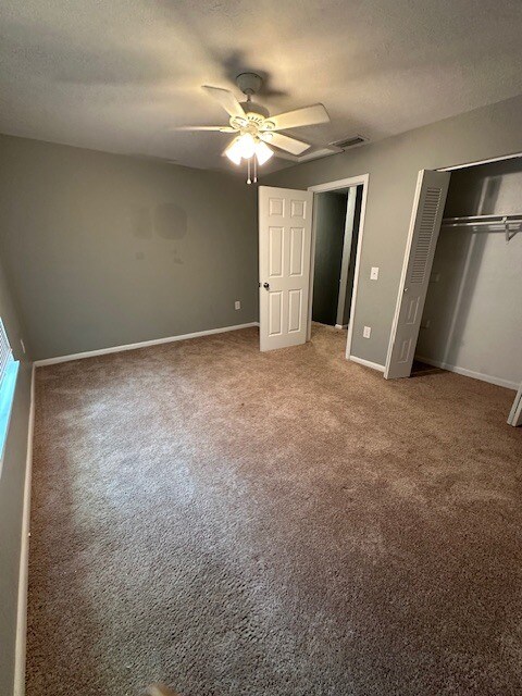 Building Photo - 7209 SW 45th Pl