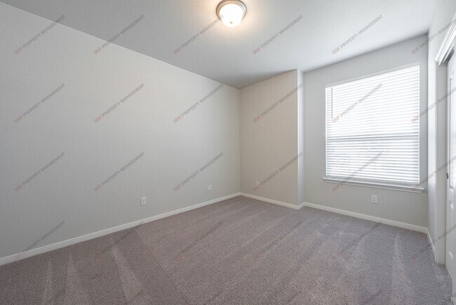 Building Photo - 1458 Shadow Hl Ln
