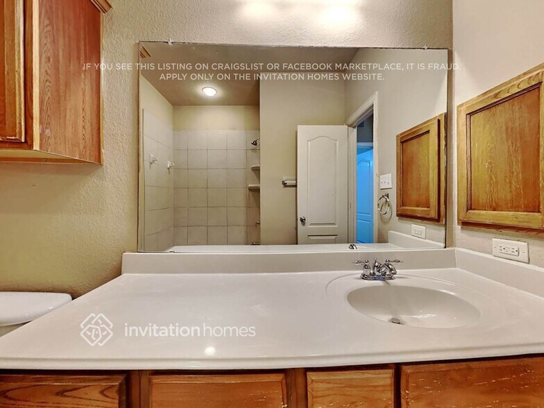 Building Photo - 1637 Salado Tr