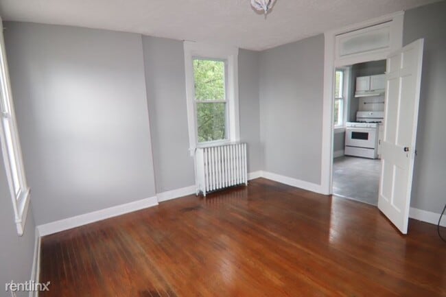 Building Photo - 1 br, 1 bath Apartment - 3970 Falls Road