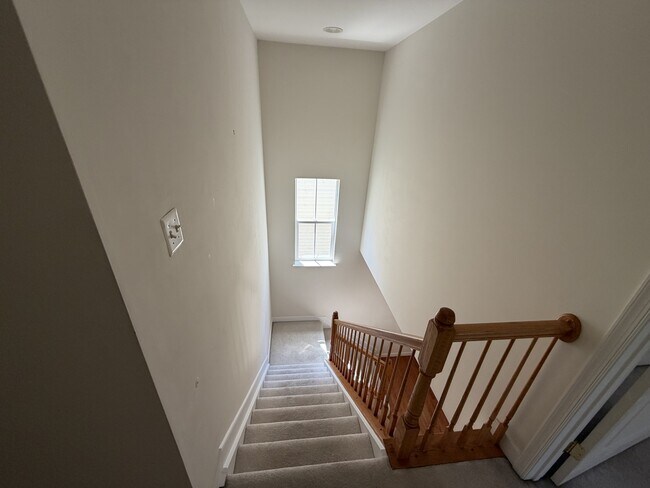 Building Photo - 3921 Braveheart Cir