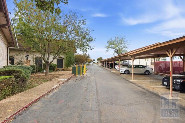 Building Photo - 7801 Shoal Creek Blvd