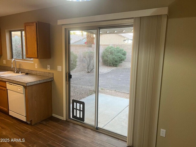 Building Photo - 15032 W Jackpot Way