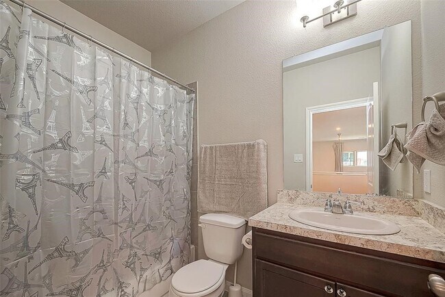 Building Photo - 21029 Crinet Square