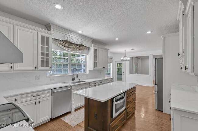 Building Photo - 1427 Mallard Landing Blvd